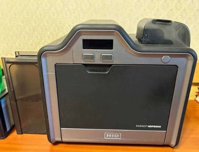 Подробный обзор принтера-перекодировщика пластиковых карт Fargo HDP5000 — его особенности и преимущества